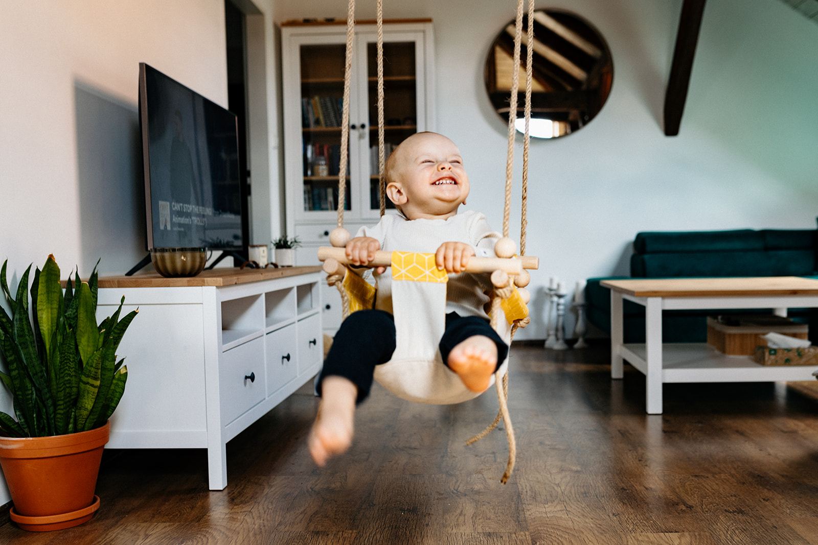 Dřevěná Montessori houpačka BaaVi Swing